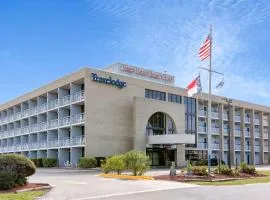 Travelodge by Wyndham Outer Banks/Kill Devil Hills, отель в городе Килл-Девил-Хиллс