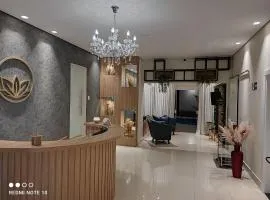 Prosper Executive Hotel