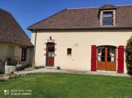 Hotel Photo: Gîte Lorcy, 3 pièces, 5 personnes - FR-1-590-40