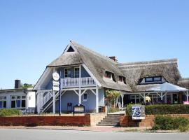 Hotel foto: Ferienwohnung am Bodstedter Bodden in Wieck am Darss