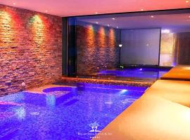 无忧Spa度假酒店，位于龙奇廖内的酒店