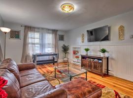 Hotel foto: Lovely Stoughton Getaway Near Train Station!