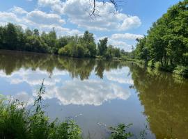 Фотография гостиницы: la ferme des nougaben