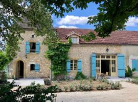 รูปภาพของโรงแรม: 5 bedroom house with private pool, S Dordogne