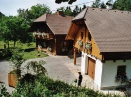 Hotel Photo: Kleines Ferienhaus Koglerhütte