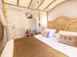 Chambre a Baldaquin Maison de L'Église Du couvent, hotel v Narbonne