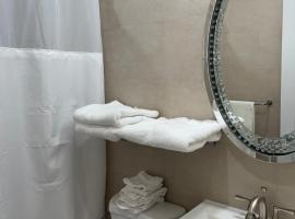 Foto di Hotel: Luxury apartments NY 4 Bedrooms 3 Bathroom Free Parking