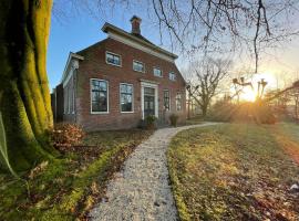 Hotel Photo: Suite in prachtige Groningse boerderij uit 1856