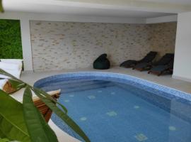 Ursuletul Predeal, hotel Predeálon