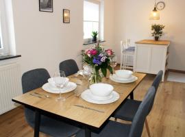 Ferienhaus Traumblick direkt am See, hotel v destinaci Weißenstadt