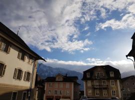 Foto di Hotel: Studio am Dorfplatz