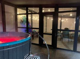 Sadyba Три Серця ЧАН БАНЯ ЯРЕМЧЕ, ξενοδοχείο σε Γιαρέμτσε