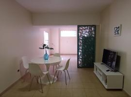 Hotel Photo: Las Heras 79