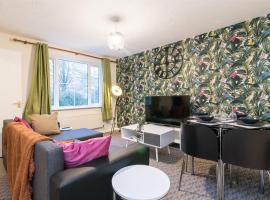 Gambaran Hotel: Coventry- Perchfoot 3 Bedroom Contractor and Pet-Friendly Spacious House By Sublime Stays