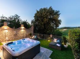 Хотел снимка: Villa Chianti, your Secret 4 Bedrooms Retreat with View over the Vineyards in Marcialla