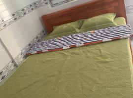 Nhà nghỉ - Homestay TOÀN THỊNH, hotell sihtkohas Ấp Thanh Bình