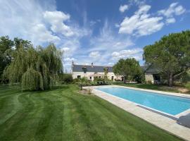 Fotos de Hotel: FERME DE L'EREAU