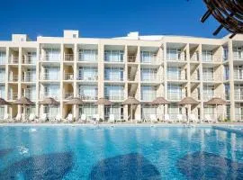 GRAND Hotel