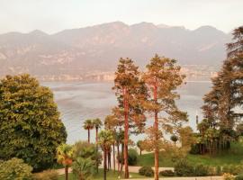 होटल की एक तस्वीर: Bellagio Retreat lake view apartment