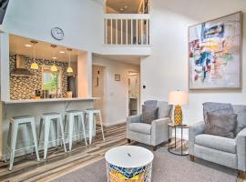 Ξενοδοχείο φωτογραφία: Coastal Mashpee Condo 2 Mi to Beach and Pool Access