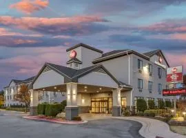 Best Western Plus Castlerock Inn & Suites, hotel Bentonville-ben