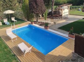 Zdjęcie hotelu: Holiday Home La Quercitella by Interhome