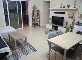 Zdjęcie hotelu: Xylophagou Larnaca Ayia Napa 1 bedroom apartment