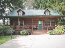 Evergreen Cabin by Amish Country Lodging, hotel v destinaci Millersburg
