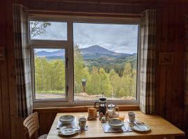 Foto di Hotel: Faichemard Farm Chalets