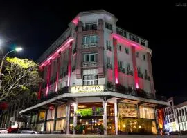 Le Louvre Hotel & Spa