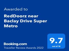 A picture of the hotel: RedDoorz near Baclay Drive Super Metro