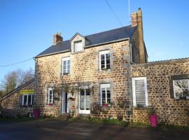 Hotel fotoğraf: Gîte Dompierre, 5 pièces, 14 personnes - FR-1-497-132