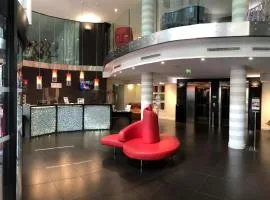 Le Rex Hôtel, hotel in Tarbes