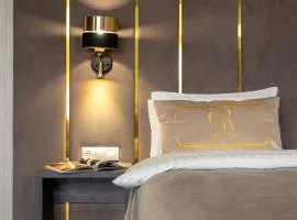 Greguar Hotel by UHM