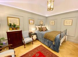 Hotel Photo: Old Riga Designer Luxury Apartment