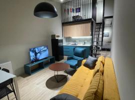 3 bedroom condo with free parking on premises, hotell Gudauris