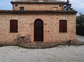 A picture of the hotel: Appartamento country relax