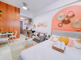 Zdjęcie hotelu: THE NEST LP-Stylish Condo near SM w/ WIFI,NETFLIX