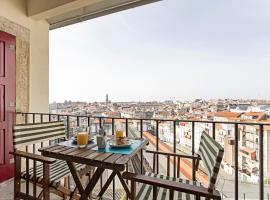 Hotel Photo: Downtown Studio w/ Gorgeous Views by LovelyStay