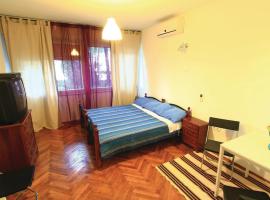 Hotel Foto: Awesome Apartment In Pula With 1 Bedrooms