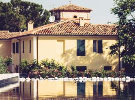 होटल की एक तस्वीर: Turchi Farm - Locanda della Luna & Antico Frantoio