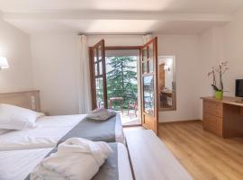 Balneario de Fitero - Hotel Bécquer, hotel in Fitero