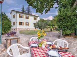Hotel Photo: Amazing Home In Spoleto With Wifi