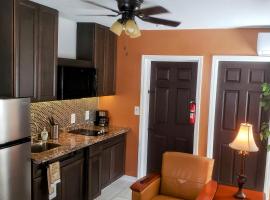 Hotel fotoğraf: Stylish Suite Tampa Minutes to Hard Rock Casino