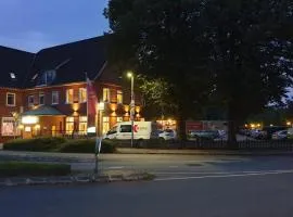 Schollers Restaurant & Hotel, hotel en Rendsburg