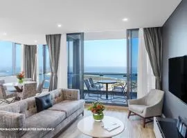 Meriton Suites Southport, отель в Голд-Кост