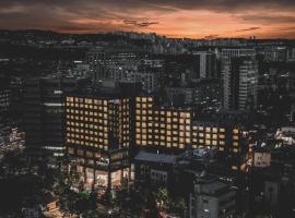 Фотография гостиницы: Nine Tree Premier Hotel Insadong Myeongdong