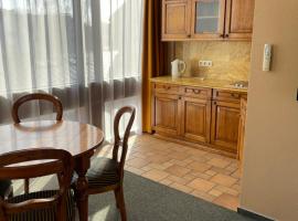 Apartment Senamiesčio Inkaras, hotel in Klaipėda