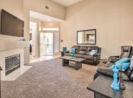 Hotel Photo: Updated Vegas Condo with Balcony and Pool Access!