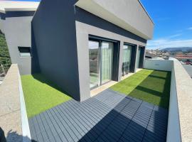 Hotel Photo: Barcelos Views T3